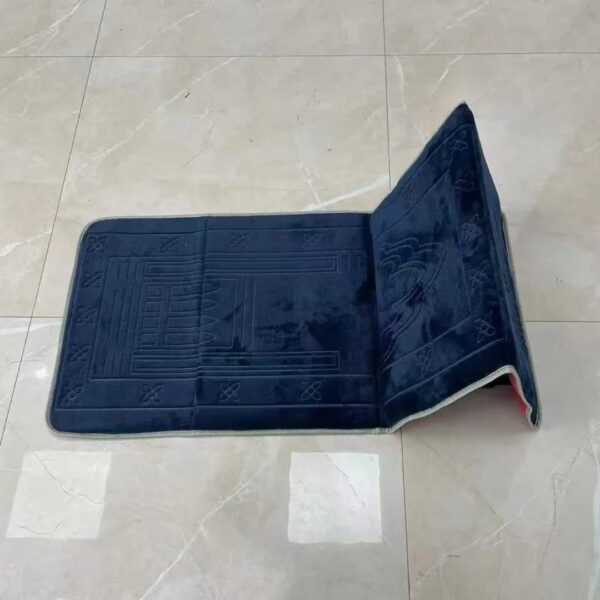 IMG-20250822-WA0058 Tapis de Prière – Confort & Sérénité
