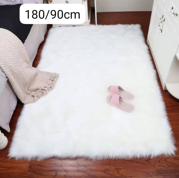 IMG-20250901-WA0045 Descente de Lit Douceur – 180 x 90 cm