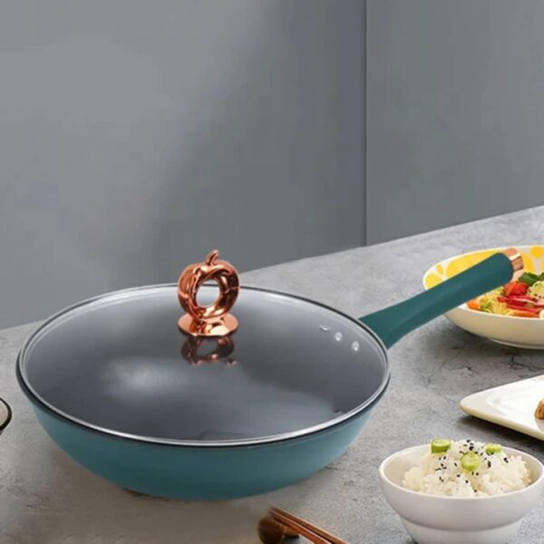 IMG-20250901-WA0086 Casserole 32 cm – Grande Capacité et Cuisson Uniforme